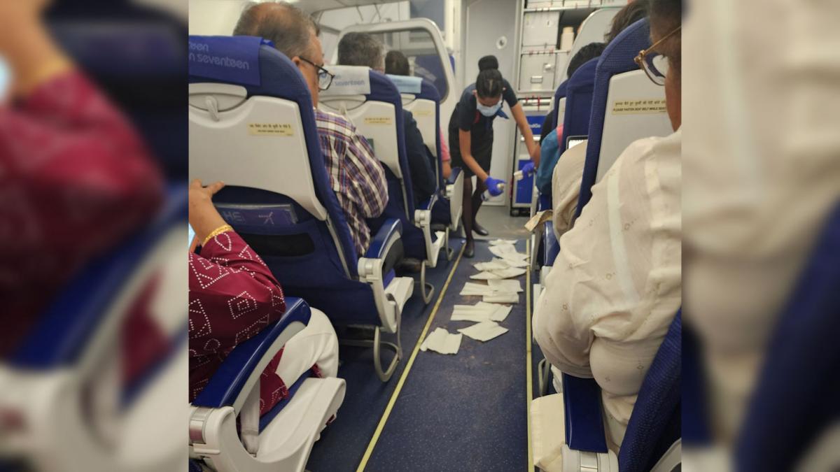 Soon after this tweet went viral, Twitter users said that glorifying this as “girl power” is beyond anyone’s comprehension. Soon after this tweet went viral, Twitter users said that glorifying this as “girl power” is beyond anyone’s comprehension.