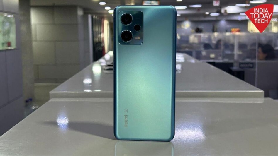 Redmi Note 12 5G gets a 256GB storage variant, price in India set at just Rs 20,999 Redmi Note 12 5G gets a 256GB storage variant, price in India set at just Rs 20,999