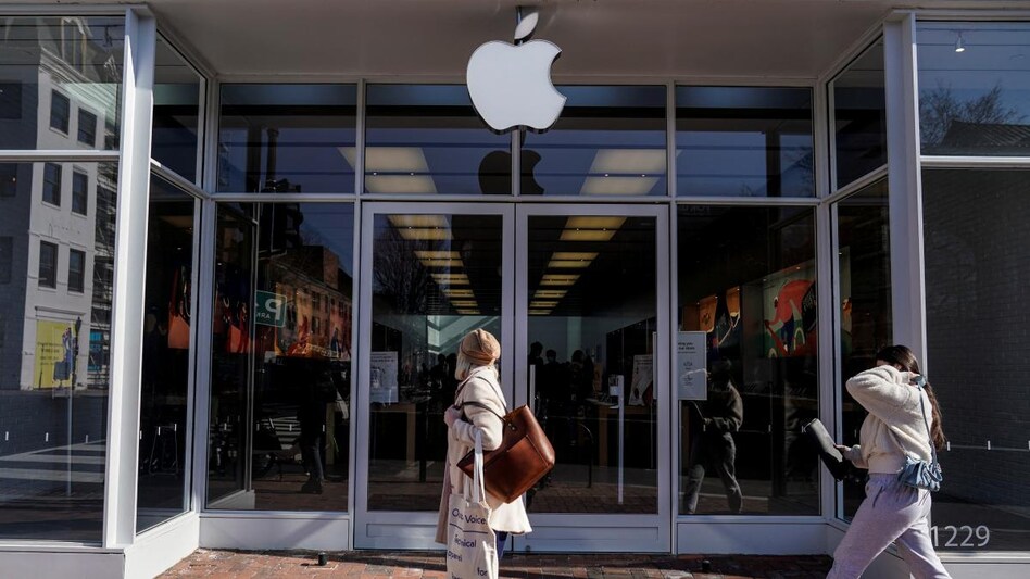 Apple's new iPhone factory in Karnataka expected to create 100,000 jobs Apple's new iPhone factory in Karnataka expected to create 100,000 jobs