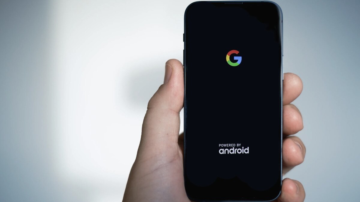 Want an iPhone mini-sized Android phone? This company is making one