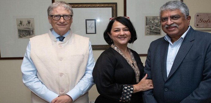 Nandan Nilekani took to Twitter to share a photo of the three. Nandan Nilekani took to Twitter to share a photo of the three.