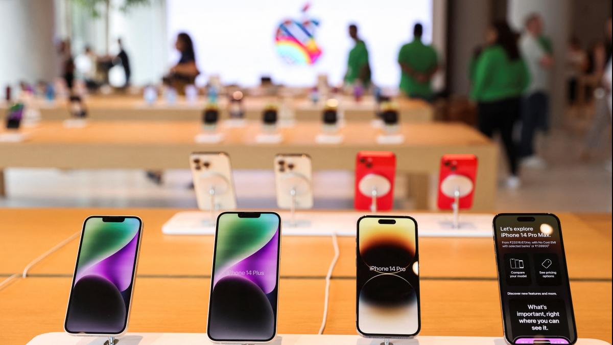 Apple Store BKC Mumbai Apple Store BKC Mumbai