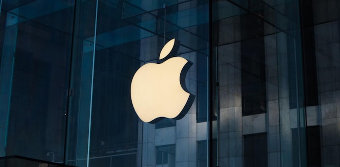 Apple to cut small number of jobs in some corporate retail teams: Report Apple to cut small number of jobs in some corporate retail teams: Report