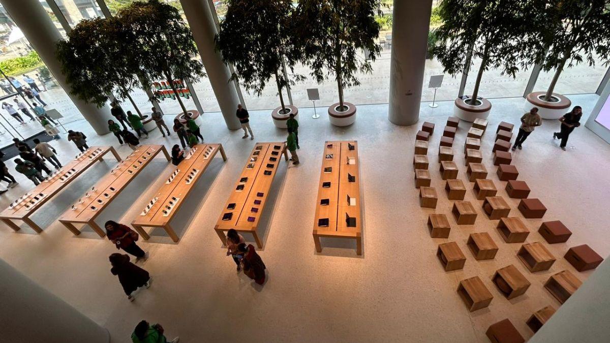 Apple BKC Store in Mumbai (Images: Nidhi Singal) Apple BKC Store in Mumbai (Images: Nidhi Singal)