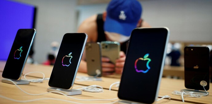 Apple Apple