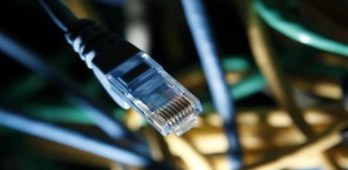 Reliance Jio, Airtel under govt scanner for broadband plans Reliance Jio, Airtel under govt scanner for broadband plans
