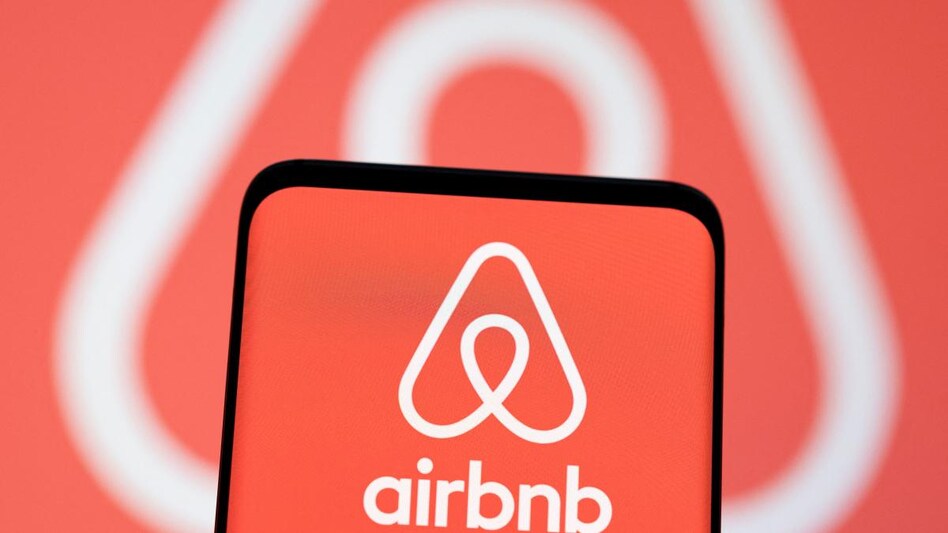 Airbnb shares fall after probe into unpleasant customer experiences (PhotoL Reuters) Airbnb shares fall after probe into unpleasant customer experiences (PhotoL Reuters)