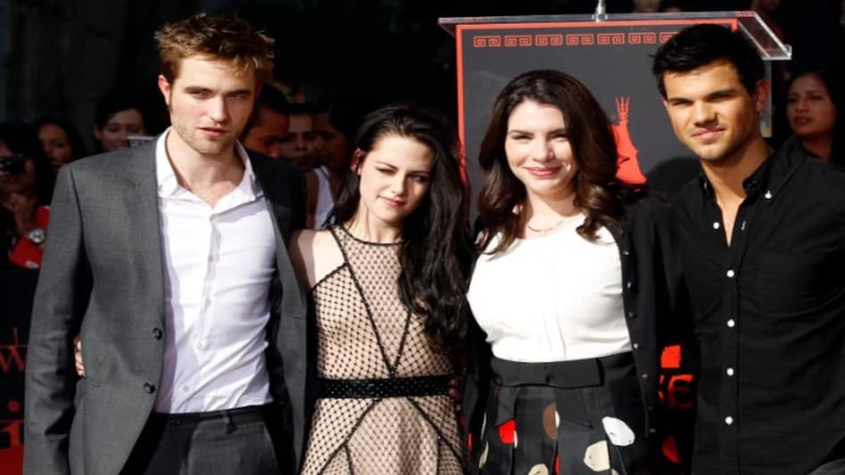 Robert Pattinson, Kristen Stewart, Stephenie Meyer and Taylor Lautner Robert Pattinson, Kristen Stewart, Stephenie Meyer and Taylor Lautner