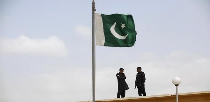 Sakib Sherani, who served as principal economic adviser to the Ministry of Finance from 2009 to 2010, compared the current situation in Pakistan with that of Lebanon Sakib Sherani, who served as principal economic adviser to the Ministry of Finance from 2009 to 2010, compared the current situation in Pakistan with that of Lebanon