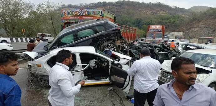 According to initial reports, the truck driver lost his control and hit a vehicle, leading to a multiple-vehicle collision and pile-up of vehicles. The driver is on the run after the incident, police said According to initial reports, the truck driver lost his control and hit a vehicle, leading to a multiple-vehicle collision and pile-up of vehicles. The driver is on the run after the incident, police said