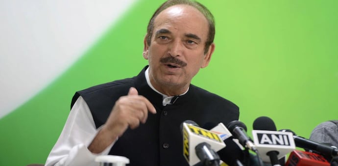 Ghulam Nabi Azad was, however, not the only one to condemn Rahul Gandhi. Ghulam Nabi Azad was, however, not the only one to condemn Rahul Gandhi.