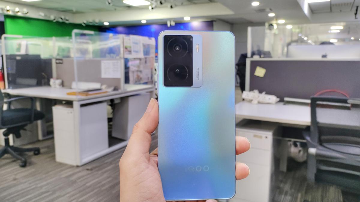iQOO Z7 5G iQOO Z7 5G
