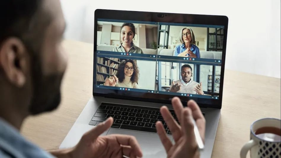 Almost 50 per cent of Indian SMBs and mid-market companies aim to hire 40 to 60 per cent of full-time employees or contractors over the next 12 months Almost 50 per cent of Indian SMBs and mid-market companies aim to hire 40 to 60 per cent of full-time employees or contractors over the next 12 months