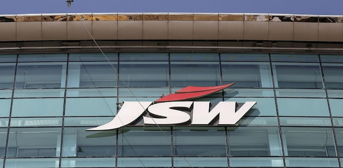 JSW Group in talks with MG Motor India, BYD India to pick up stake, says report JSW Group in talks with MG Motor India, BYD India to pick up stake, says report