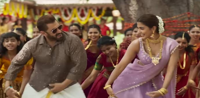 Kisi ka Bhai Kisi ki Jaan collection till now: Film critic and trade analyst Taran Adarsh attributed the collections to Salman Khan’s star power and the Eid weekend. Kisi ka Bhai Kisi ki Jaan collection till now: Film critic and trade analyst Taran Adarsh attributed the collections to Salman Khan’s star power and the Eid weekend.