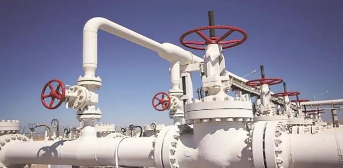 The Kirit Parikh committee, which was set up by the government to review the pricing formula for gas produced in the country has recommended complete liberalisation of natural gas prices by January 1, 2027 The Kirit Parikh committee, which was set up by the government to review the pricing formula for gas produced in the country has recommended complete liberalisation of natural gas prices by January 1, 2027
