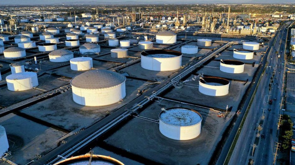 Govt revises windfall tax on domestic crude to Rs 6,400; diesel export duty scrapped Govt revises windfall tax on domestic crude to Rs 6,400; diesel export duty scrapped