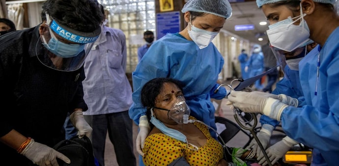 States and union territories were also informed that the World Health Organization (WHO) is closely monitoring a variant of interest (VOI), XBB.1.5, along with six other variants (BQ.1, BA.2.75, CH.1.1, XBB, XBF, and XBB.1.16) States and union territories were also informed that the World Health Organization (WHO) is closely monitoring a variant of interest (VOI), XBB.1.5, along with six other variants (BQ.1, BA.2.75, CH.1.1, XBB, XBF, and XBB.1.16)