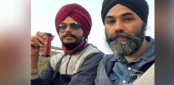 Amritpal Singh with his close aide Papalpreet Amritpal Singh with his close aide Papalpreet