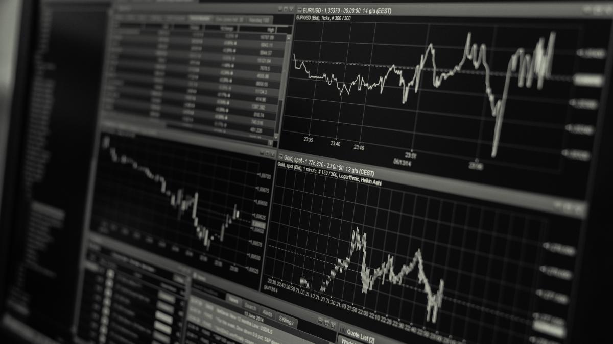 Should mutual fund investors worry about Infosys' 10% fall post-Q4 results? - Vimarsana News