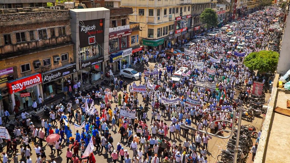 Rajasthan govt and protesting doctors reach consensus on RTH Bill Rajasthan govt and protesting doctors reach consensus on RTH Bill