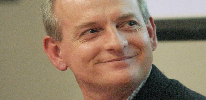 UC Berkley Professor Stuart Russell UC Berkley Professor Stuart Russell