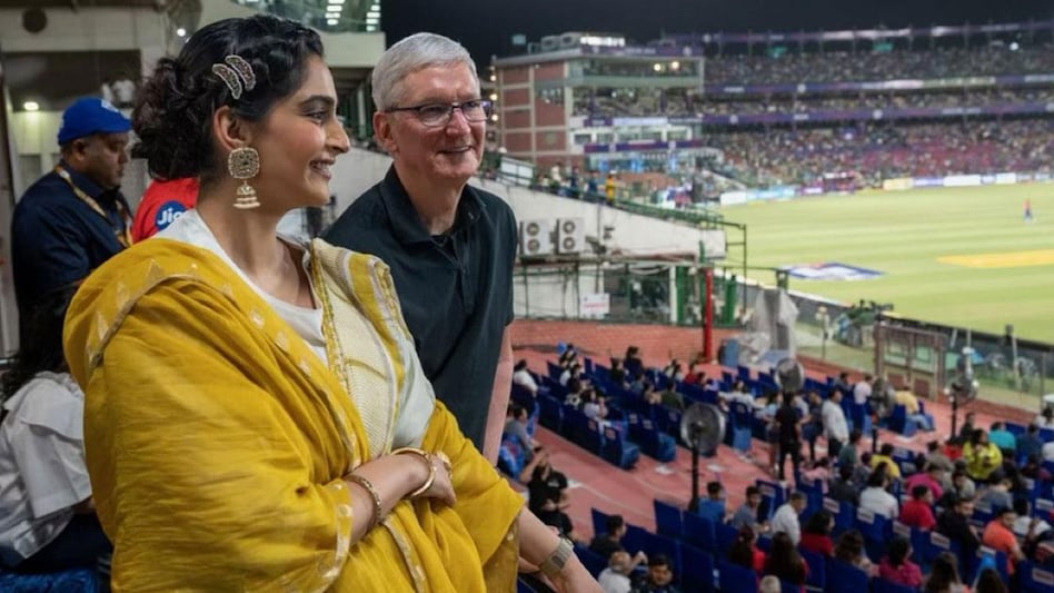 Apple CEO Tim Cook watched IPL match between DC and KKR in Delhi Apple CEO Tim Cook watched IPL match between DC and KKR in Delhi