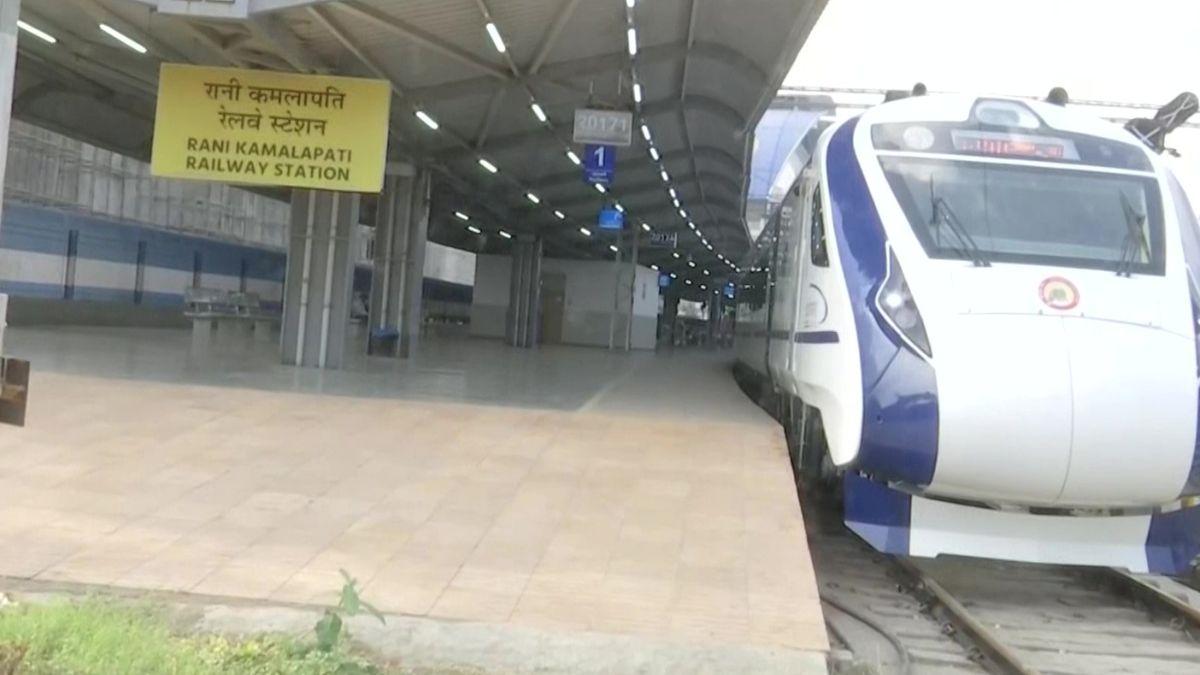 Prime Minister Narendra Modi flagged off the 11th Vande Bharat Express train on Saturday. (Image: ANI)