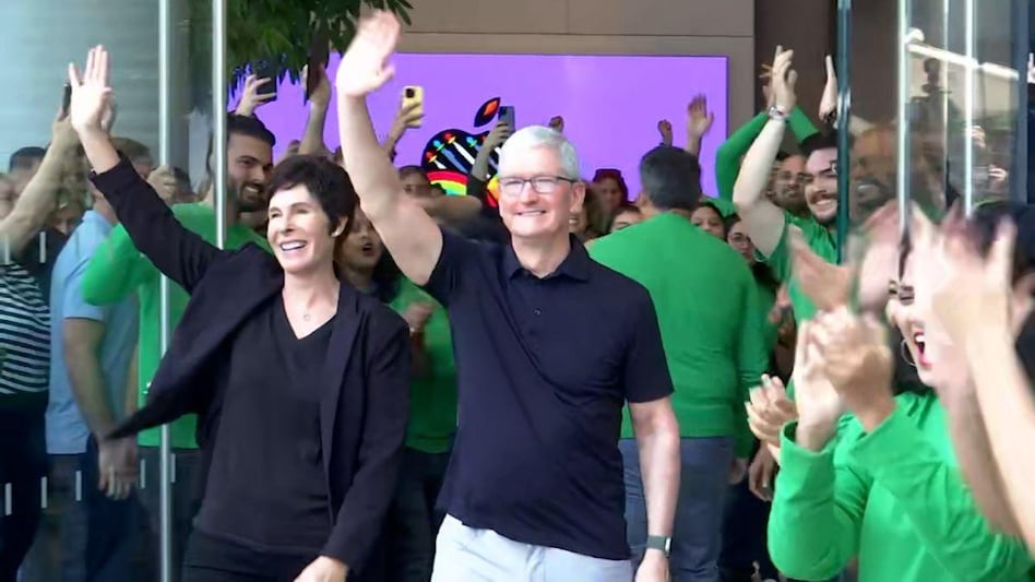 Apple opens its first retail store in India today, Apple BKC Apple opens its first retail store in India today, Apple BKC