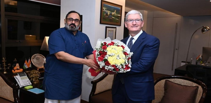Union Minister of State for Electronics and IT, Rajeev Chandrasekhar met with Apple CEO Tim Cook on April 19 Union Minister of State for Electronics and IT, Rajeev Chandrasekhar met with Apple CEO Tim Cook on April 19