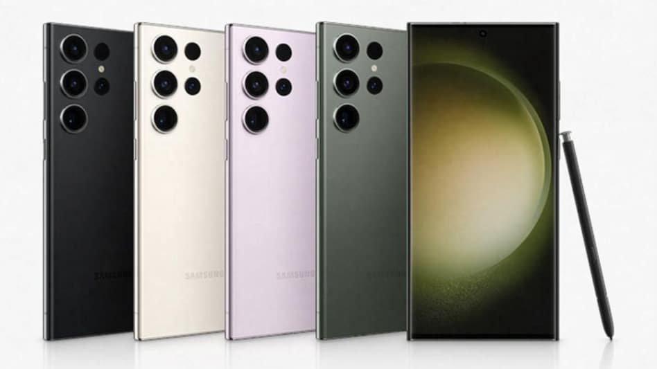 Samsung Galaxy S24 Ultra is expected to feature three rear cameras. Samsung Galaxy S24 Ultra is expected to feature three rear cameras.