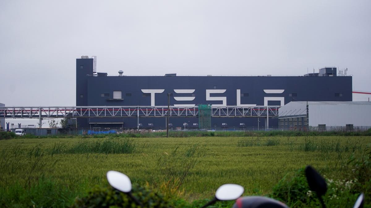 Tesla to build Shanghai factory to make Megapack batteries