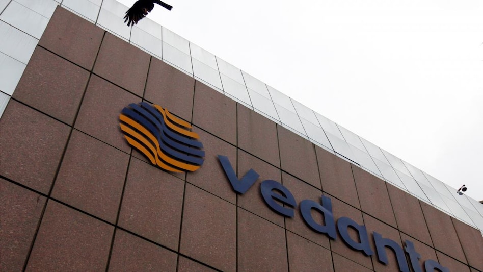 Vedanta Resources reduces gross debt from $7.8 bn to $6.8 bn, sees further deleveraging in FY24 Vedanta Resources reduces gross debt from $7.8 bn to $6.8 bn, sees further deleveraging in FY24