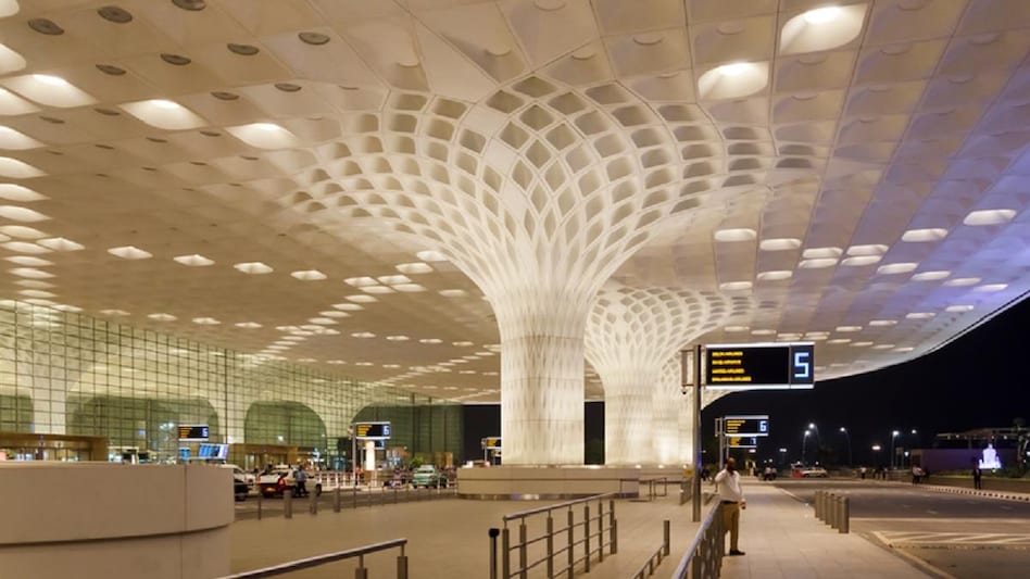 The incident took place on Monday at Mumbai's Chhatrapati Shivaji Maharaj International Airport The incident took place on Monday at Mumbai's Chhatrapati Shivaji Maharaj International Airport