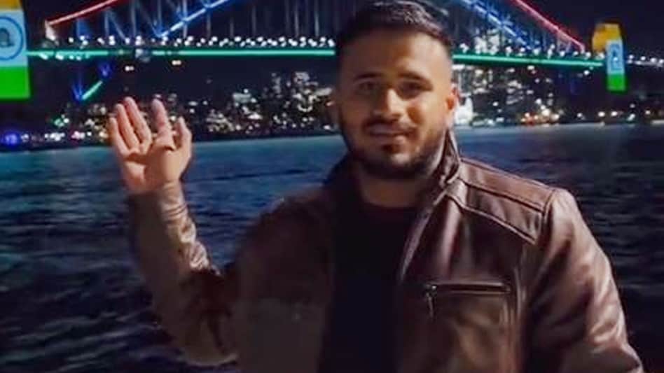 The video was shared by a Twitter user Rishi Bagree The video was shared by a Twitter user Rishi Bagree