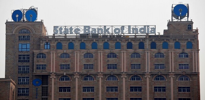 SBI Q4 results: Net profit jumps 83% to Rs 16,695 crore; lender announces dividend of Rs 11.30 per share (Photo: Reuters) SBI Q4 results: Net profit jumps 83% to Rs 16,695 crore; lender announces dividend of Rs 11.30 per share (Photo: Reuters)
