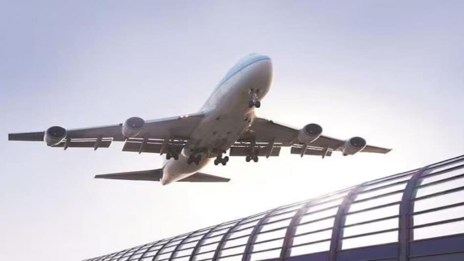 Domestic carriers took 128.93 lakh passengers in March, which is a rise of 21.4 per cent compared to the year-ago period. Domestic carriers took 128.93 lakh passengers in March, which is a rise of 21.4 per cent compared to the year-ago period.