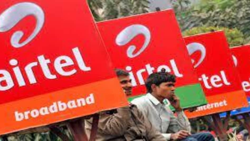 Bharti Airtel had 33.22 crore subscribers as of December 31 and 32.60 crore in the March quarter of last year. Bharti Airtel had 33.22 crore subscribers as of December 31 and 32.60 crore in the March quarter of last year.