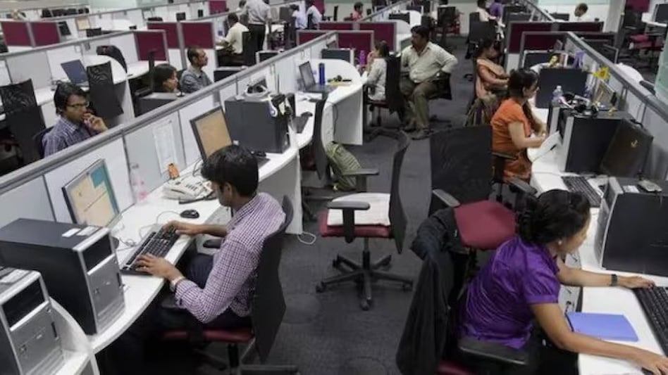 A whopping 75% of surveyed employees in India are active job-seekers, meaning they are looking right now or plan to find a new job within the next 6 months, as per the Michael Page Talent Trends 2023 India study. A whopping 75% of surveyed employees in India are active job-seekers, meaning they are looking right now or plan to find a new job within the next 6 months, as per the Michael Page Talent Trends 2023 India study.