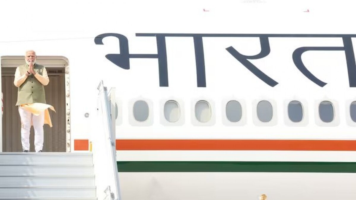 During his three-day trip to Japan, PM Modi will also be unveiling a Mahatma Gandhi statue in Hiroshima During his three-day trip to Japan, PM Modi will also be unveiling a Mahatma Gandhi statue in Hiroshima