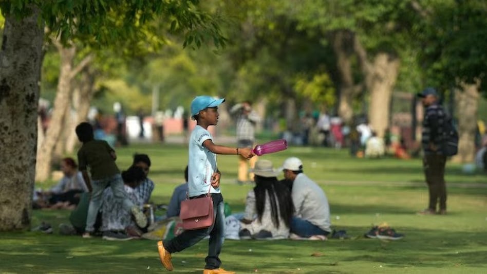 As heatwave conditions continue in parts of northwest India, IMD has issued a heatwave warning for parts of Delhi-NCR for Monday As heatwave conditions continue in parts of northwest India, IMD has issued a heatwave warning for parts of Delhi-NCR for Monday