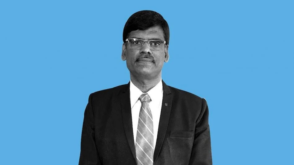 Sebi on May 25 penalised and barred renowned youtuber and options trader PR Sundar from trading for a year Sebi on May 25 penalised and barred renowned youtuber and options trader PR Sundar from trading for a year