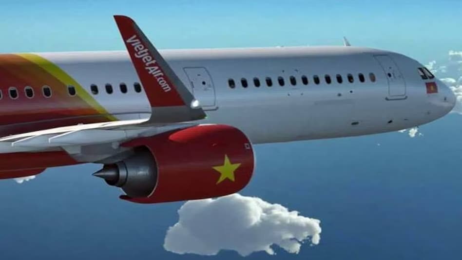 VietJet Air's flight to Ho Chi Minh City stranded at Mumbai airport VietJet Air's flight to Ho Chi Minh City stranded at Mumbai airport