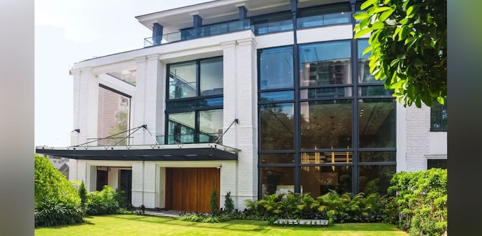 Bungalow on Delhi's Hailey Road on sale for Rs 135 crore Bungalow on Delhi's Hailey Road on sale for Rs 135 crore