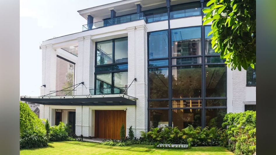Bungalow on Delhi's Hailey Road on sale for Rs 135 crore Bungalow on Delhi's Hailey Road on sale for Rs 135 crore