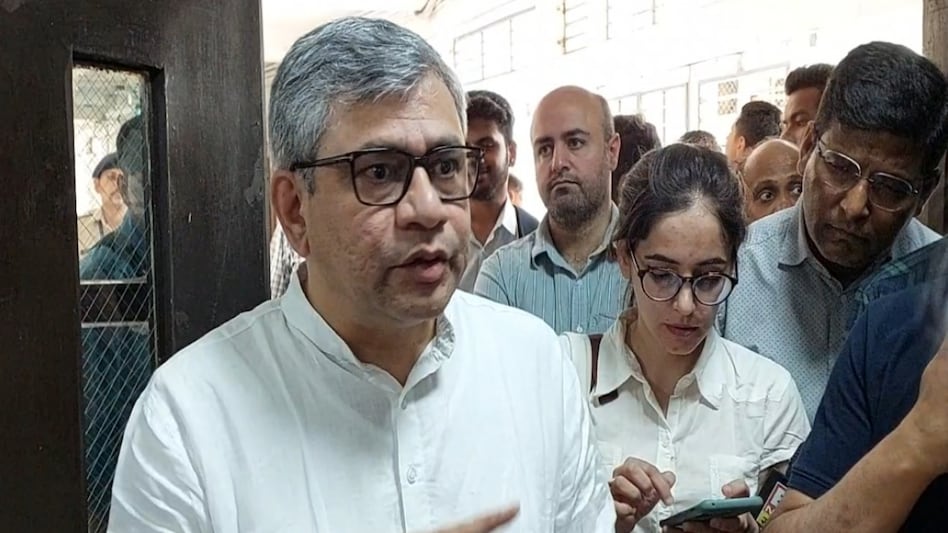 Vaishnaw said that all stakeholders had responded well to the government semiconductor policy announced on January 1, 2022. Vaishnaw said that all stakeholders had responded well to the government semiconductor policy announced on January 1, 2022.