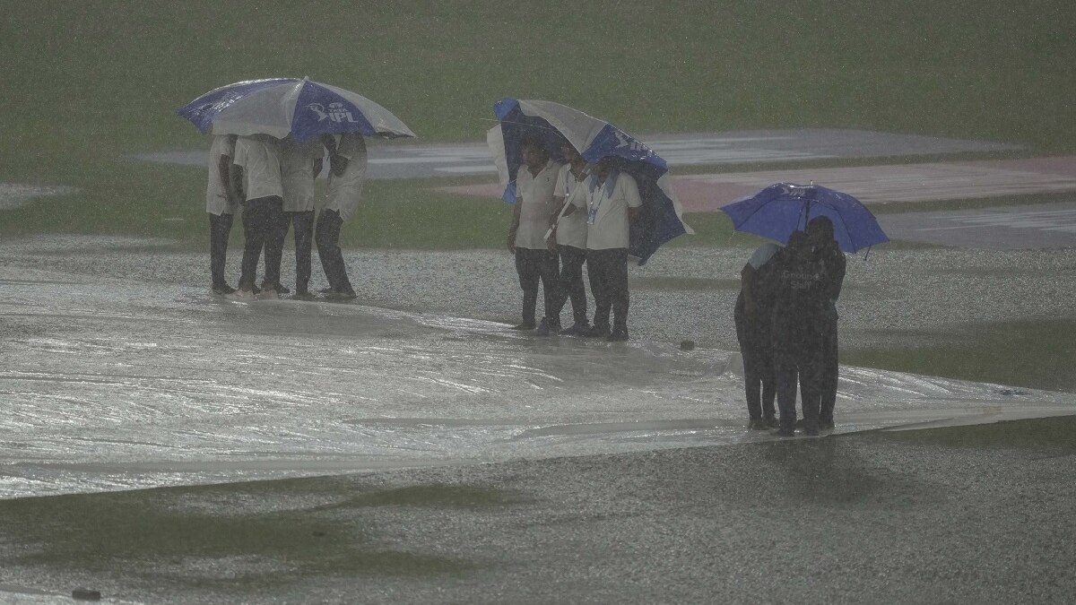 Ahmedabad weather updates, CSK vs GT IPL final: Rain interrupts play; netizens slam BCCI Ahmedabad weather updates, CSK vs GT IPL final: Rain interrupts play; netizens slam BCCI