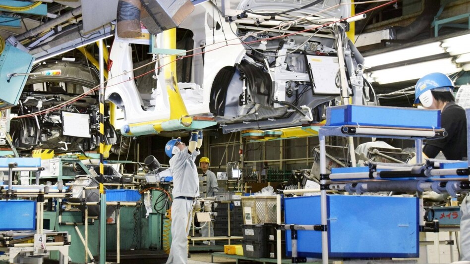 Japan's economy emerged from recession in the first quarter as a post-COVID consumption rebound offset global headwinds. But tame reading in the machinery orders may cast doubts about the pace of the economic recovery. Japan's economy emerged from recession in the first quarter as a post-COVID consumption rebound offset global headwinds. But tame reading in the machinery orders may cast doubts about the pace of the economic recovery.