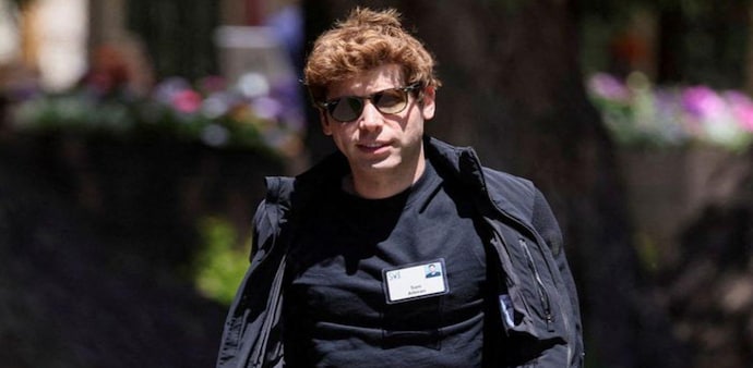 Sam Altman says hybrid work is the best Sam Altman says hybrid work is the best