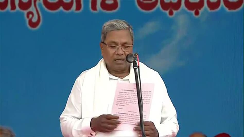 Senior Congress leader Siddaramaiah takes oath as the Chief Minister of Karnataka Senior Congress leader Siddaramaiah takes oath as the Chief Minister of Karnataka